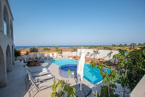 Protaras Art House Seviews