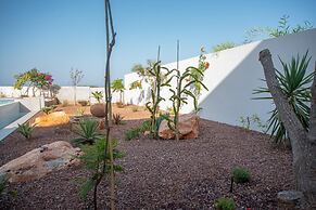 Protaras Art House Seviews