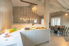 Protaras Art House Seviews