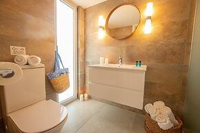 Protaras Art House Seviews