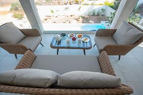 Protaras Art House Seviews