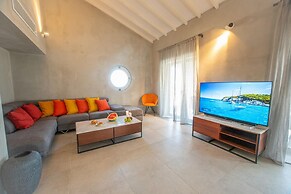 Protaras Art House Seviews