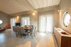 Protaras Art House Seviews