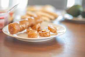 Protaras Art House Seviews