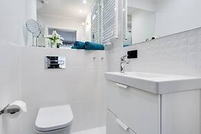 Modern Studio Apartment