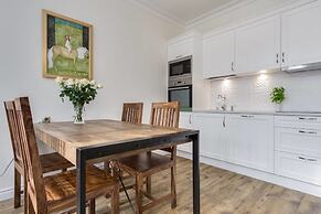 Kings Queens in Oldtown Stylish Sunny Spacious