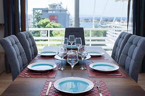 Luxurious 3-bedroom Seaside Retreat Fully Renovated April 2025