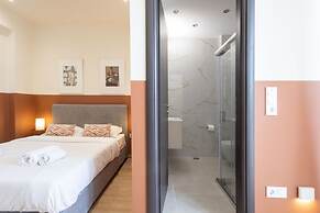 Luxurious 3-bedroom Seaside Retreat Fully Renovated April 2025