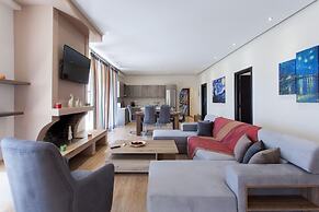 Luxurious 3-bedroom Seaside Retreat Fully Renovated April 2025