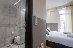 Luxurious 3-bedroom Seaside Retreat Fully Renovated April 2025