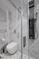 Luxurious 3-bedroom Seaside Retreat Fully Renovated April 2025