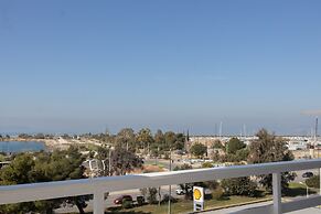 Luxurious 3-bedroom Seaside Retreat Fully Renovated April 2025