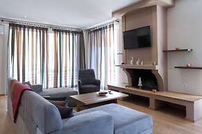 Luxurious 3-bedroom Seaside Retreat Fully Renovated April 2025