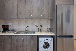 Luxurious 3-bedroom Seaside Retreat Fully Renovated April 2025