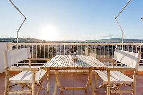 Explore Nightlife Near an Apartment With an Acropolis View