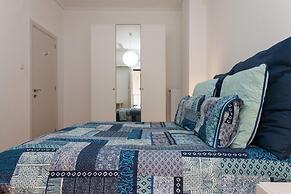 Lovely 2 Bedroom apt in Metaxourgio Center