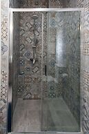 Lovely 2 Bedroom apt in Metaxourgio Center