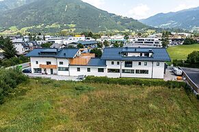 Tevini Alpine Apartments - Glocknerblick
