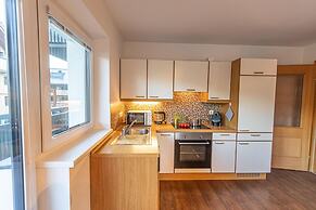 Tevini Alpine Apartments - Glocknerblick