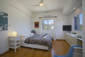 Mazeri in Protaras With 5 Bedrooms and 4 Bathrooms