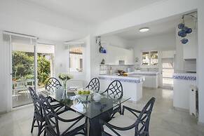 Mazeri in Protaras With 5 Bedrooms and 4 Bathrooms