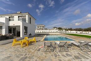 Greco Hilltop Views in Paralimni