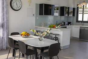 Greco Hilltop Views in Paralimni