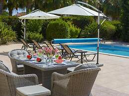 Meneou Seaside Mansion 7