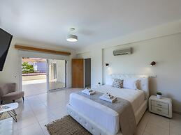 Meneou Seaside Mansion 7