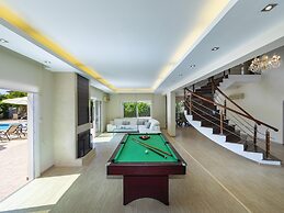 Meneou Seaside Mansion 7