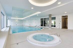 Waterlane Swimming Pool Sauna Fitness Included in the Offer