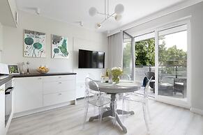 Elite Apartments Veneto 10 Minutes Walk From the Beach Balcony Seaside