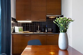 Elite Apartments Rajska One Balcony City View Center