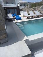 Villa Anasa w Private Pool Jacuzzi