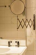 Elegant Retreat in Kolonaki