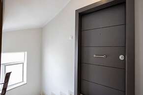 Live Like a Local in a Stylish Home