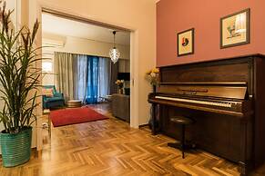 Modern - Vintage Apartment by Acropolis Museum