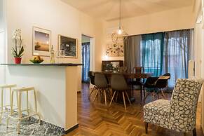 Modern - Vintage Apartment by Acropolis Museum