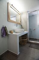 Modern - Vintage Apartment by Acropolis Museum