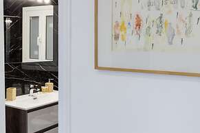 Beautiful 2 Bdrm apt in Athens