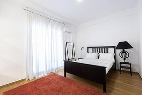 Beautiful 2 Bdrm apt in Athens