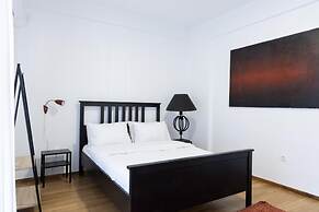 Beautiful 2 Bdrm apt in Athens