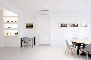 Beautiful 2 Bdrm apt in Athens