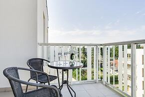 Beachfront Apartments Access to Sauna Fitness