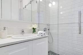 Beachfront Apartments Access to Sauna Fitness