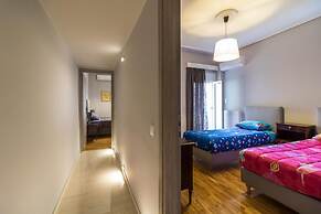 Comfortable and Spacious 2 bdr Apt