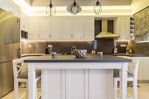 Comfortable and Spacious 2 bdr Apt