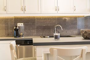 Comfortable and Spacious 2 bdr Apt