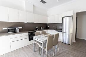 Ancient Athens Great Apt Home Office w Acropolis View