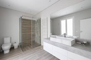 Ancient Athens Great Apt Home Office w Acropolis View